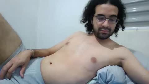 jizzafor online show from December 5, 2025, 5:38 am