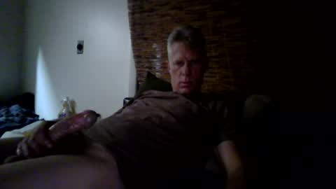 jizzmitten5 online show from July 14, 2026, 5:23 am