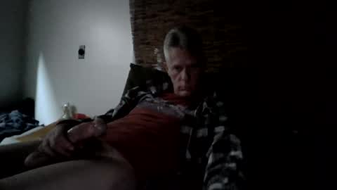 jizzmitten5 online show from July 15, 2026, 4:29 am