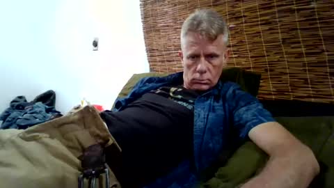 jizzmitten5 online show from July 16, 2026, 6:52 am