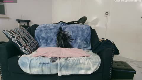 Nicole  Allen online show from January 10, 2025, 2:25 am