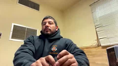 jjuarez5409 online show from February 1, 2026, 1:42 pm