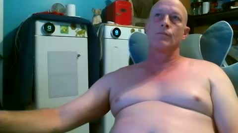 jlz2695 online show from June 1, 2026, 5:14 pm