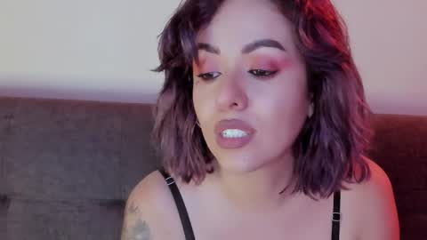 Johana              online show from February 16, 2025, 11:37 pm