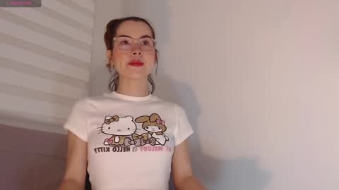 Snapshot of joan_didion chatting on December 26, 2024, 5:04 am Joan Didion online show from December 26, 2024, 5:04 am