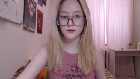 joan_kiss online show from February 7, 2026, 6:50 am