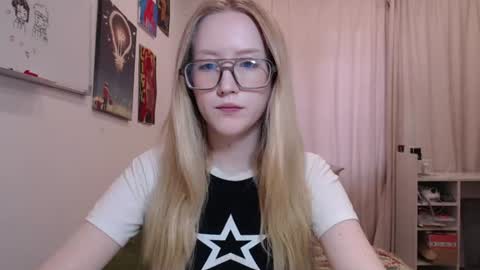 Snapshot of joan_kiss chatting on July 16, 2026, 7:36 am joan_kiss online show from July 16, 2026, 7:36 am