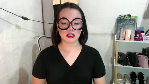 Joana online show from February 7, 2025, 11:24 pm