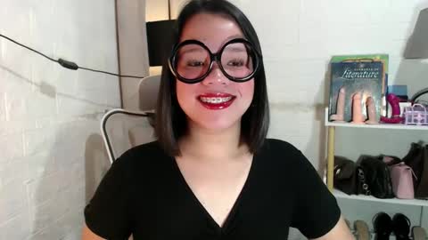 Joana online show from February 11, 2025, 7:48 pm