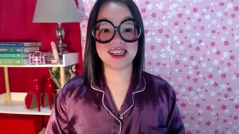 Joana online show from October 14, 2025, 8:20 pm