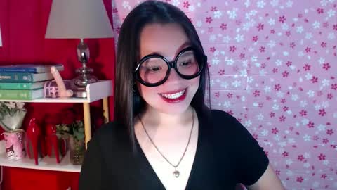 Joana online show from November 17, 2025, 7:41 pm