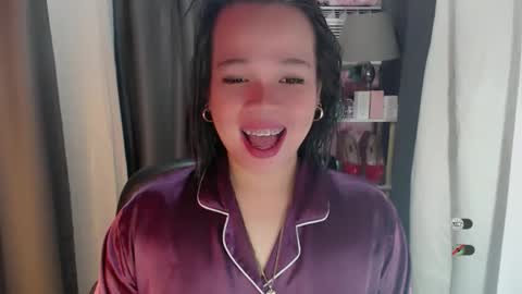 Joana online show from June 4, 2026, 11:22 pm