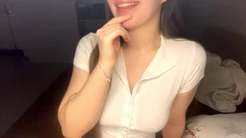 Adel online show from November 2, 2025, 9:17 pm