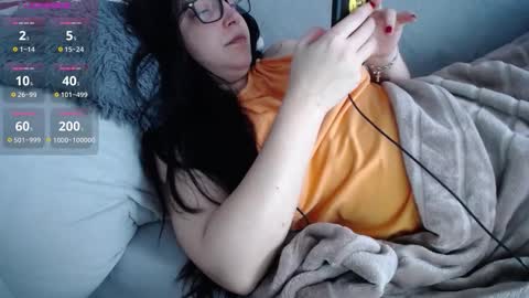 Snapshot of joanna_cw chatting on November 13, 2025, 10:25 am Jo online show from November 13, 2025, 10:25 am