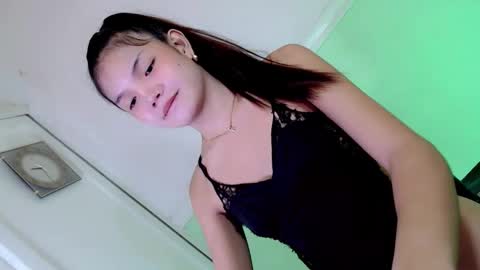 joanna_johnson online show from April 19, 2026, 12:43 am