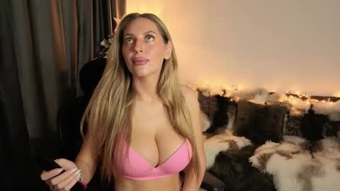 Joanne online show from December 5, 2025, 8:23 am