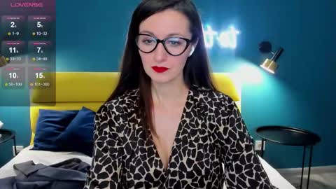 Joan online show from January 19, 2026, 1:31 am