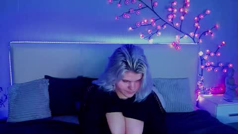 Joann online show from December 1, 2025, 9:53 pm