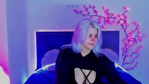 Snapshot of joannlowes chatting on April 28, 2026, 6:46 pm Joann online show from April 28, 2026, 6:46 pm