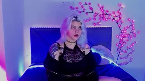 Snapshot of joannlowes chatting on May 14, 2026, 9:21 pm Joann online show from May 14, 2026, 9:21 pm