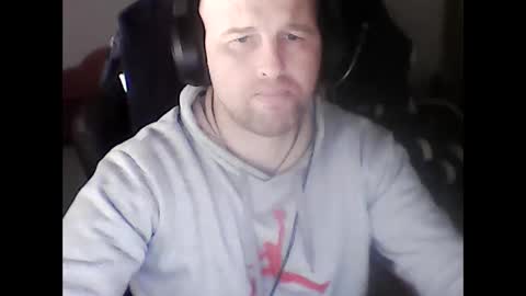 joaquin190 online show from April 4, 2026, 9:29 am