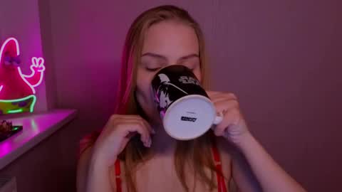 Jodie 3 returning TODAY online show from May 8, 2026, 7:19 pm