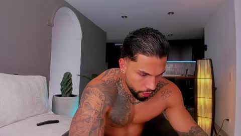 joe_esthetic online show from February 15, 2025, 10:10 pm