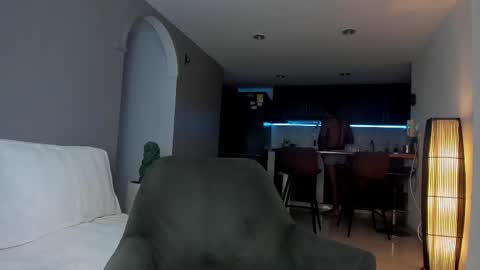 joe_esthetic online show from November 13, 2025, 2:21 am