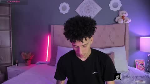 Emma  Joe online show from October 25, 2025, 9:31 pm