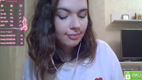 Jennifer online show from April 21, 2026, 1:42 am