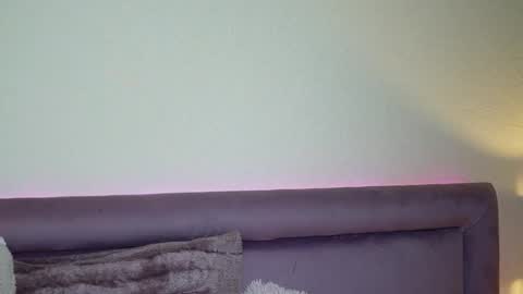  Joelle  online show from February 11, 2026, 9:53 pm