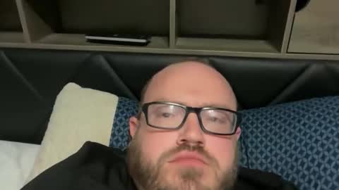 joetb9552 online show from March 30, 2026, 5:52 am