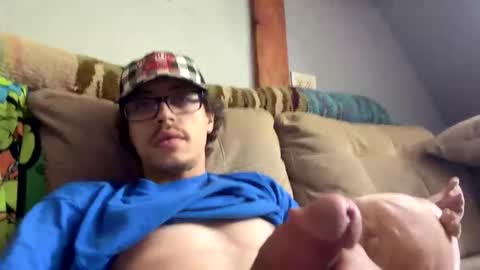 joey_binaa online show from May 16, 2026, 5:12 pm