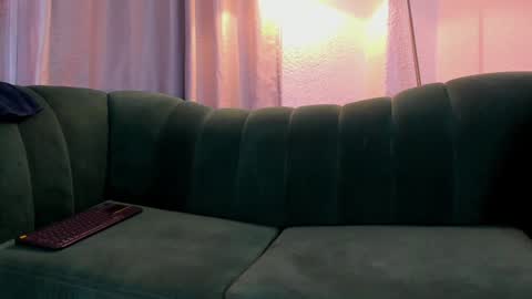     online show from January 29, 2025, 2:30 am