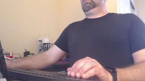 joeystr0ker online show from April 3, 2026, 10:30 pm