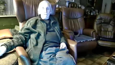 johan7 heet online show from January 15, 2025, 7:34 pm