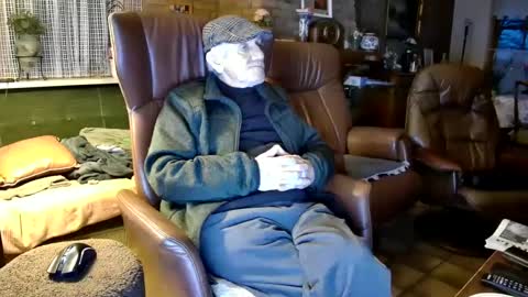 johan7 heet online show from February 19, 2025, 5:27 pm