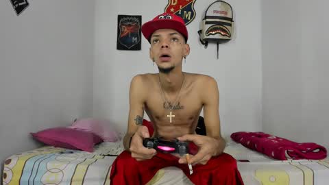 johan_and_antonella online show from December 14, 2024, 7:14 pm