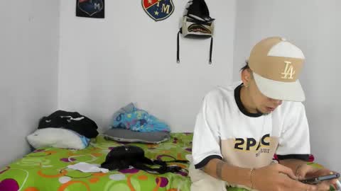 johan_and_antonella online show from January 18, 2026, 1:09 am