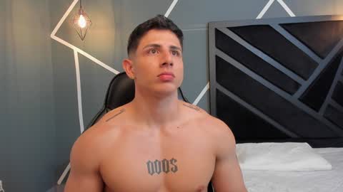 Johan Williams online show from December 17, 2024, 3:39 am