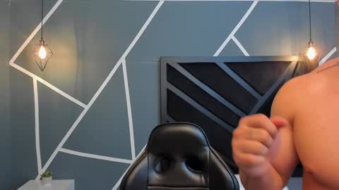 Johan Williams online show from December 21, 2024, 8:18 am