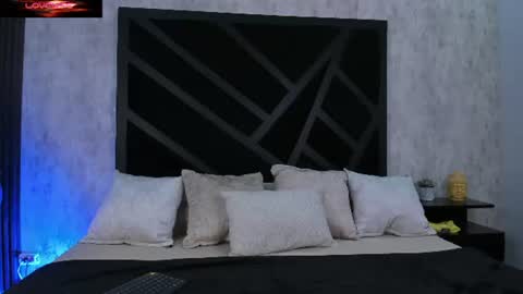 Johan Williams online show from July 5, 2026, 12:06 am
