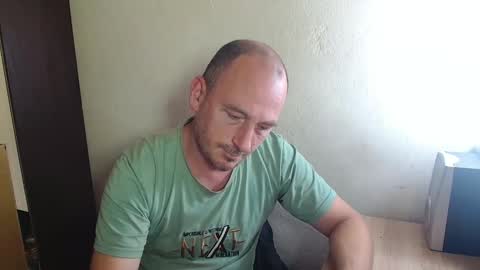 Johan online show from October 27, 2025, 12:42 pm