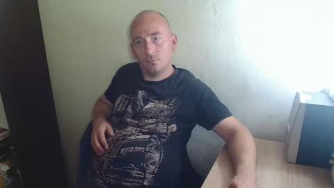 Johan online show from November 4, 2025, 11:09 am