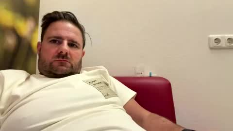 john281985 online show from July 27, 2026, 6:20 am
