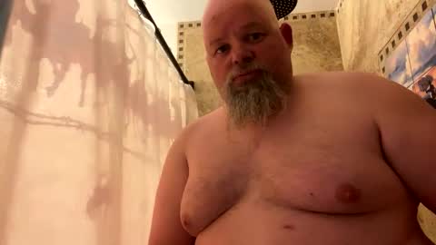 Snapshot of john40a chatting on May 10, 2026, 9:53 pm John online show from May 10, 2026, 9:53 pm