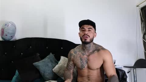 John  online show from September 19, 2025, 11:00 am