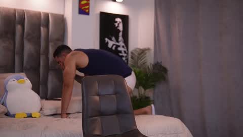 john online show from February 18, 2025, 10:25 pm