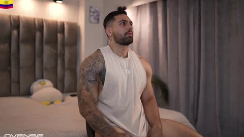 john online show from September 18, 2025, 9:06 pm