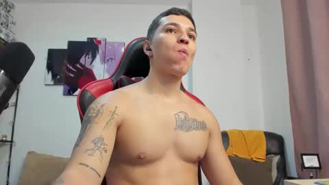 JOHN online show from November 19, 2025, 11:38 pm